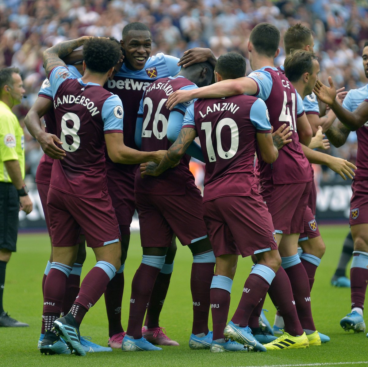 竞技体育中 竞技体育中