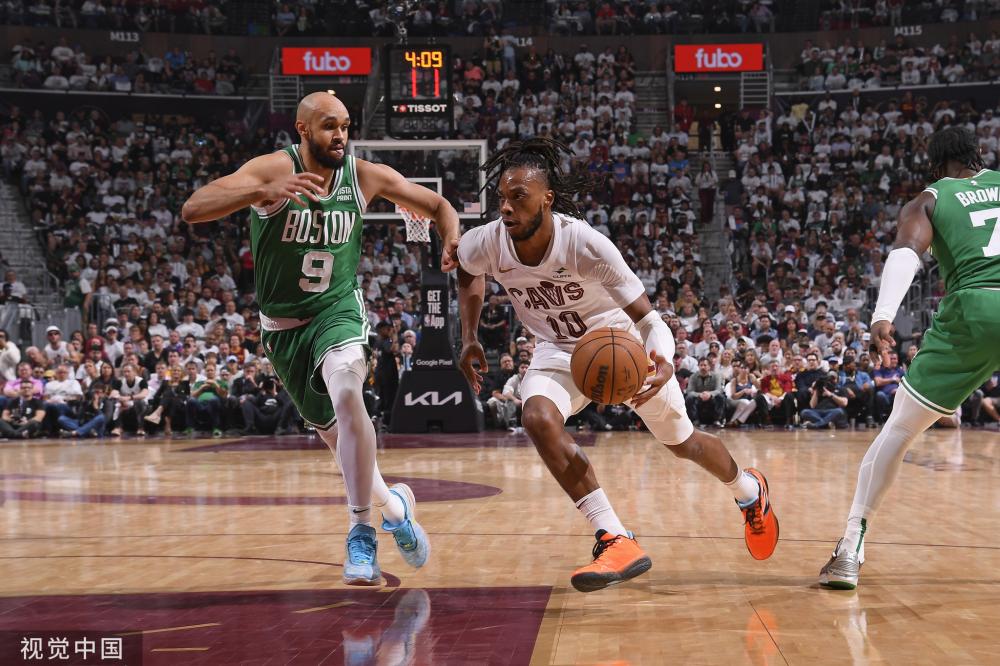 教练更换频 教练更换频