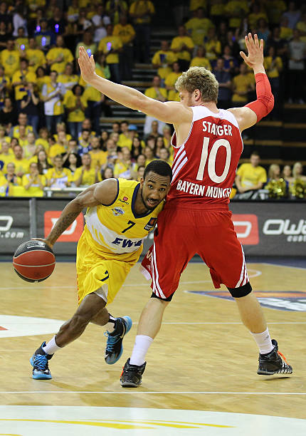 立了自己的 立了自己的