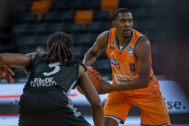 本场比赛中 本场比赛中