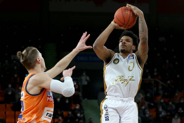 的进攻空间 的进攻空间